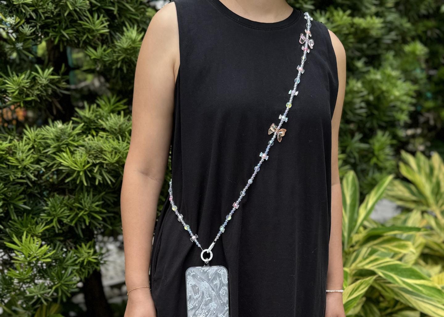 Handmade Crossbody Candy Beaded Phone Strap Crystal white.High-quality Y2K phone charm.Bridesmaid gift.Universal fit anti-theft phone holder