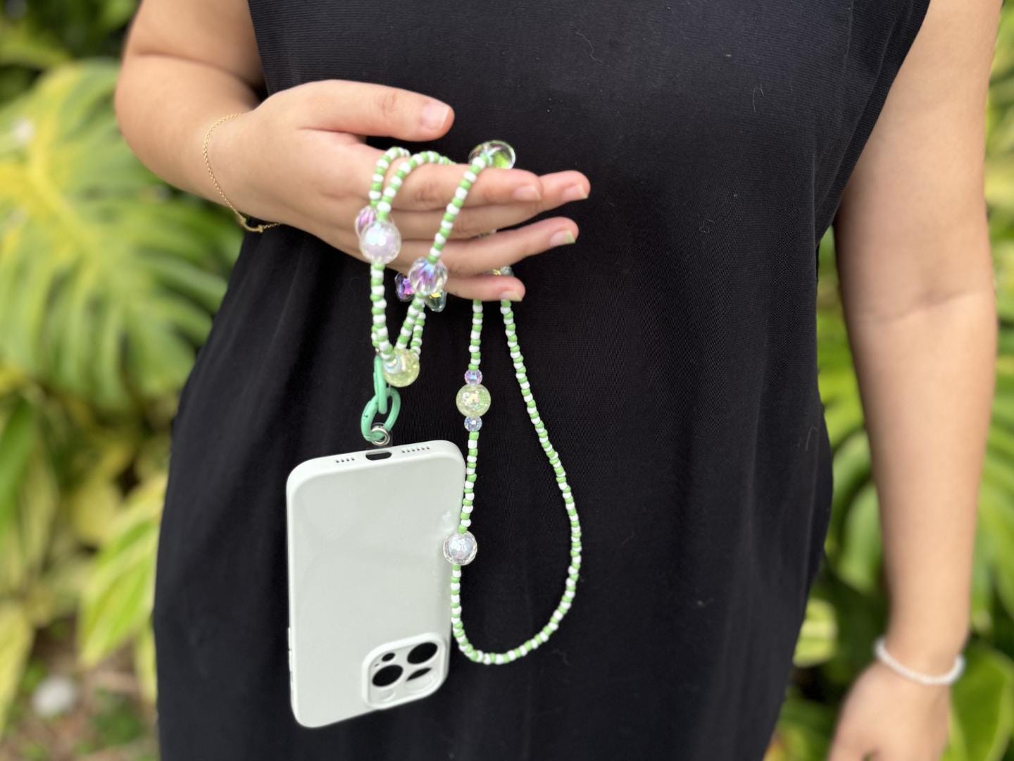Handmade Crossbody Beaded Phone Strap | High-Quality Y2K Charm | Green & White | Bridesmaid Gifts | Party Favor