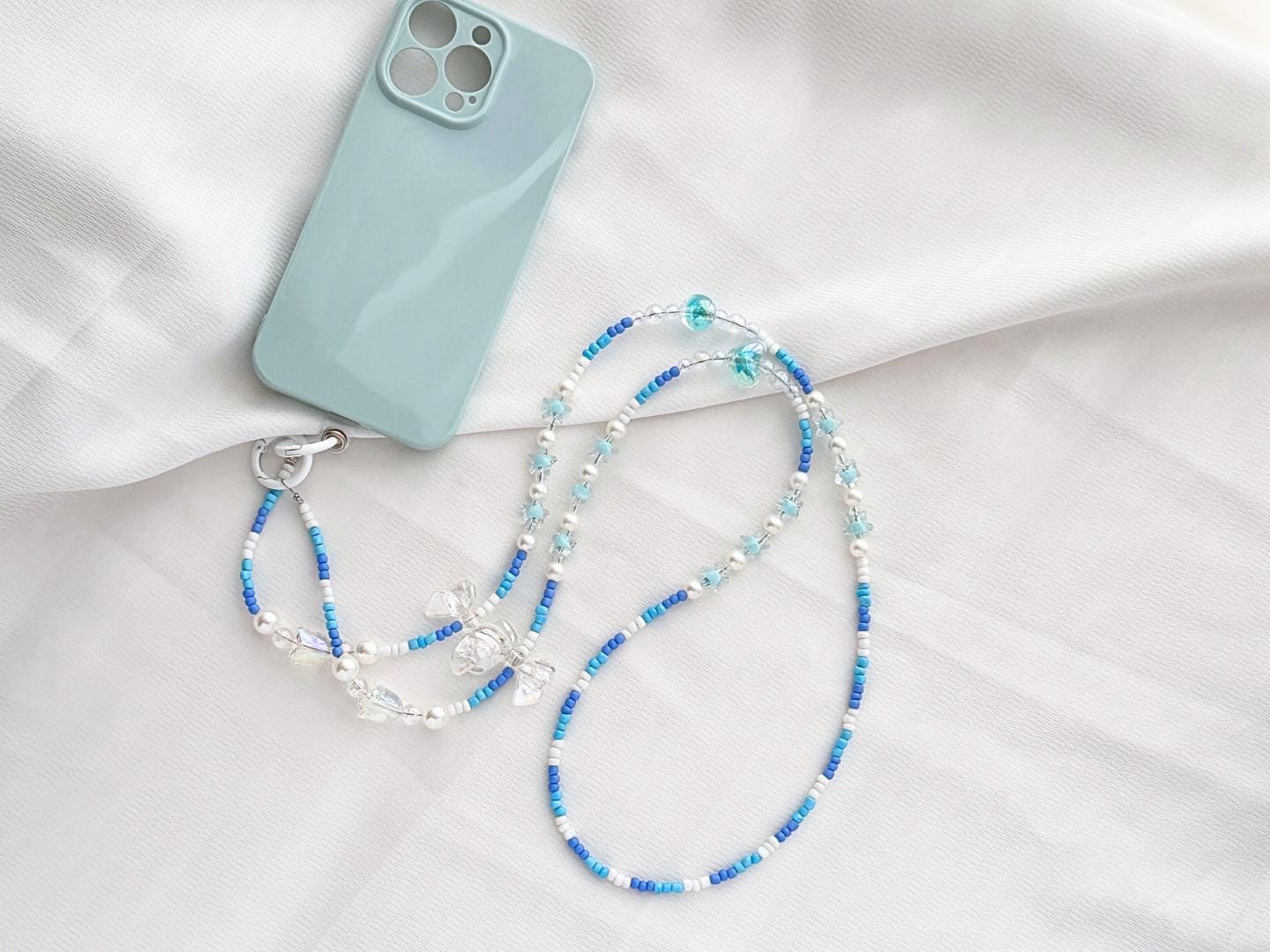Handmade Crossbody Candy Beaded Phone Strap Blue&white.High-quality Y2K phone charm.Bridesmaid gifts.Universal fit anti-theft phone holder.