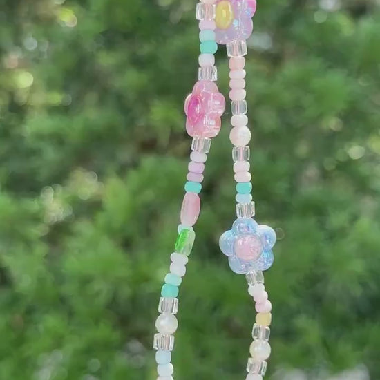 Cute tulip Beaded Phone Charm pink.Handmade colorful flower beaded Phone Wristlet.Phone Strap.Y2K charm.Camera strap.Phone Tether.Best gift.